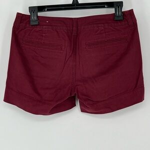 AMERICAN EAGLE NWOT MIDI STRETCH COTTON BLEND Women's Burgundy Shorts‎
